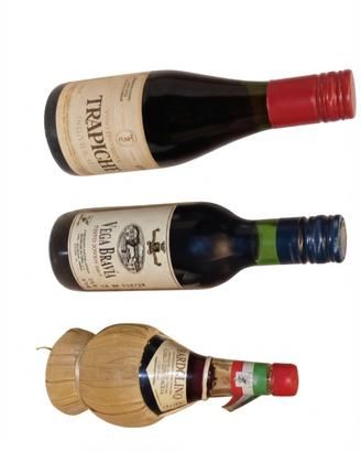 Lotto di 3 bottigliette di vino da collezione