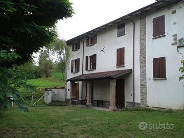 Porzione di casa bifamiliare