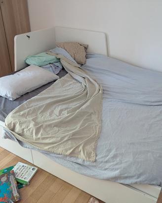 Letto Flekke, buone condizioni.