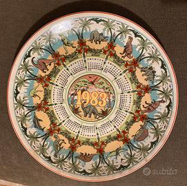 Piatto calendario wedgwood 1983 nuovo.