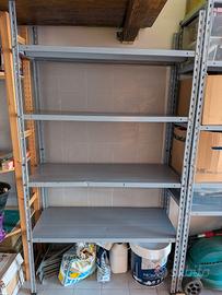Scaffale in ferro