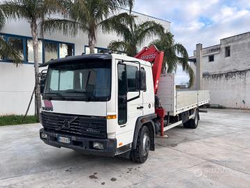A 92 VOLVO TRUCK FL 612/210