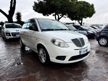 Lancia Ypsilon 1.2 69 CV Diva