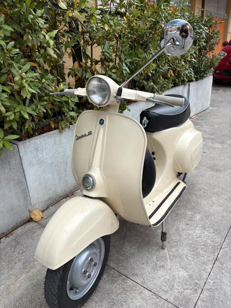 Vespa 50 modello V5A1T del 1971 Moto e Scooter In vendita a Fermo