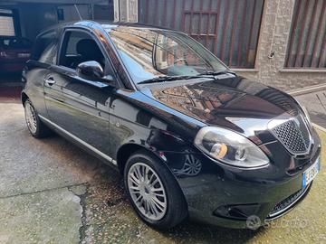 Lancia Ypsilon 1.2 69 CV Diva