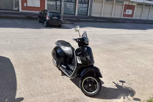 VESPA GTS 300 ANNO 2015