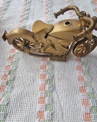 Moto harley metallo accendino  ricaricabile 