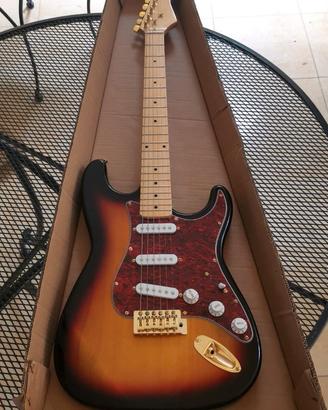 Chitarra Elettrica Sunburst stile Stratocaster