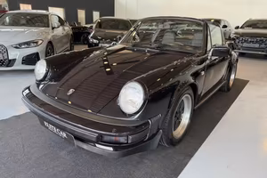 PORSCHE 911 Carrera 3.2 Targa COMPLETAMENTE RIFA