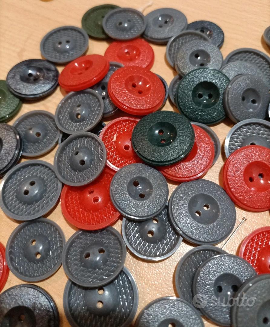 10 bottoni in plastica vintage antichi - seleziona un'opzione