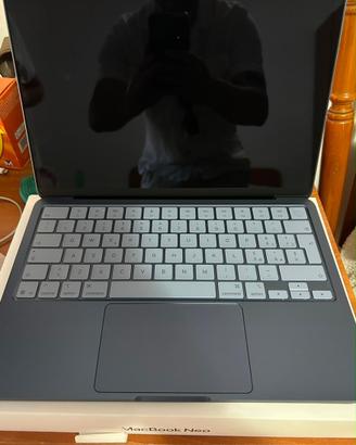 MacBook Neo 13” A18 Pro 512GB – Pari al nuovo