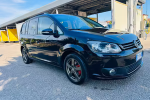 Volkswagen touran 1.6 TDI 7 POSTI
