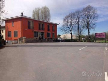 RISTORANTE CON LOCANDA E 9 CAMERE