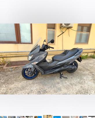 Scooter bourgman 400,