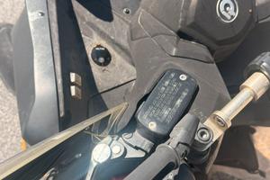Scooter QV3.  da riparare o per pezzi di ricambio.