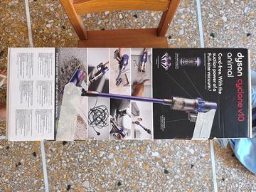 Aspirapolvere Dyson V10 perfettamente funzionante 