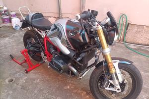 BMW Rnine T