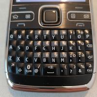 Nokia e72