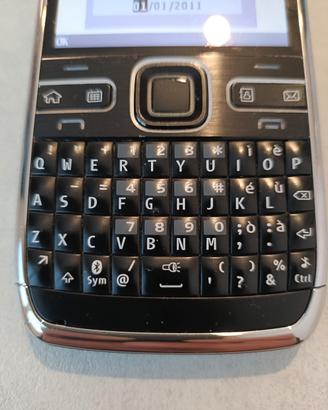 Nokia e72