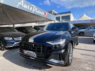 Audi Q8 50 TDI 231 CV quattro s-line