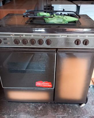 Cucina a gas Indesit