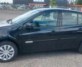 Renault Clio 1.2 16V 5 porte GPL VALIDO 10ANNI