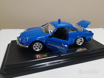 Modello auto renault alpine gendarmerie burago