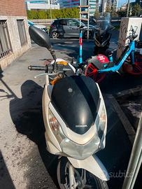 honda pcx 125