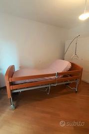 letto ortopedico elegante per anziani o disabili
