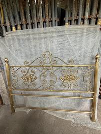 Testiera letto ottonata