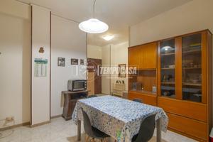 TRILOCALE LOCATO CON GARAGE, CANTINA E SPAZIO ESTE