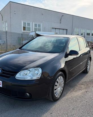 Volkswagen Golf 1.6 5p. Comfortline