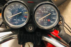 Moto Guzzi V35
