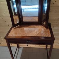 Antico mobile Toilette