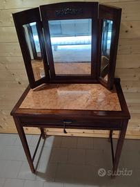 Antico mobile Toilette