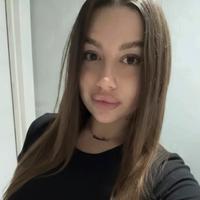 Addetta alle vendite , magazziniera , banconista