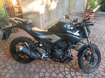 YAMAHA MT 03