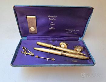 VINTAGE PENNE MOTHER OF PEARL BY STACY 1950