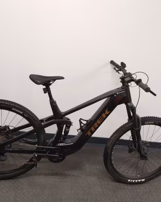 🚴 **E-MTB * * Carbon **come Nuova**(125km!!)