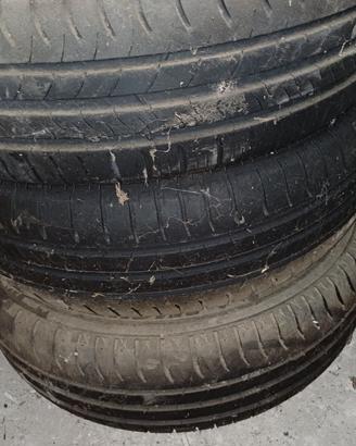 195/65r15 gomne Michelin 