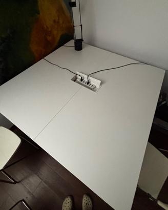 scrivania IKEA