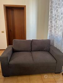 divano 2 posti