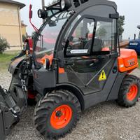 Telescopico compact ausa t144h 4wd