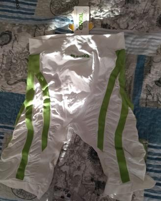 Pantaloncino Errea per lo sport