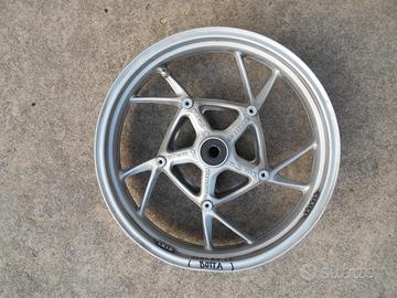 cerchio anteriore bmw 1200 RT LC