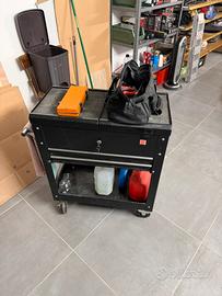 Carrello attrezzi