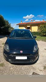 Macchina Fiat Grande Punto