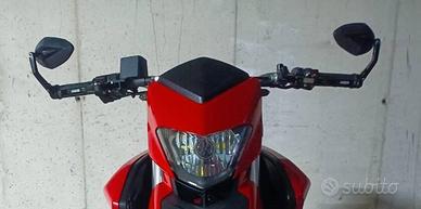 Specchietti bar end con attacco ad occhiello