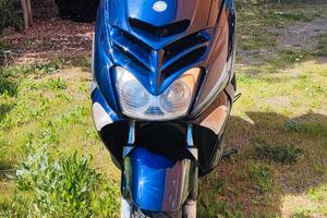 Aprilia Leonardo 300