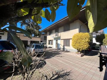 Ampia proprieta' immobiliare composta da 3 lotti